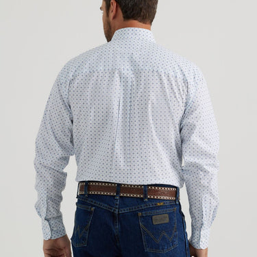 Wrangler Men's George Strait Long Sleeve Button Down Shirt (Light Blue) Size XL