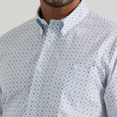 Wrangler Men's George Strait Long Sleeve Button Down Shirt (Light Blue) Size XL