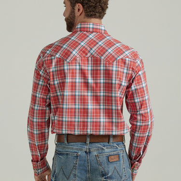 Wrangler Men's Retro Core Plaid Snap Shirt (Red) Size M