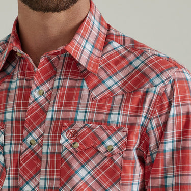 Wrangler Men's Retro Core Plaid Snap Shirt (Red) Size M