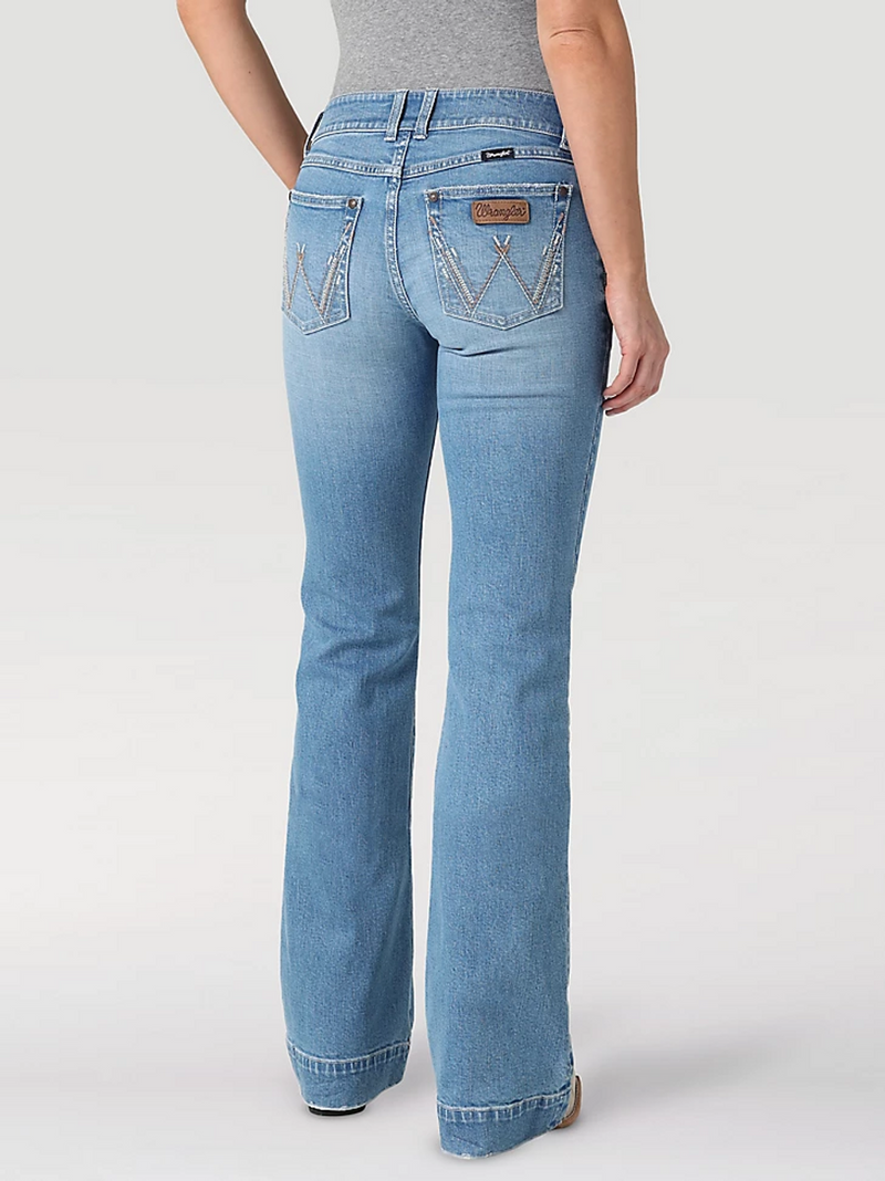 Load image into Gallery viewer, Wrangler Womens 31X34 Retro Mae Trouser Jeans
