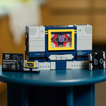 LEGO® Icons Transformers: Soundwave