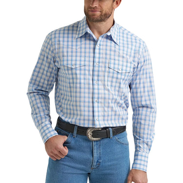 Wrangler Men's Wrinkle Resist Classic Fit Long Sleeve Snap Shirt (True Blue) Size L