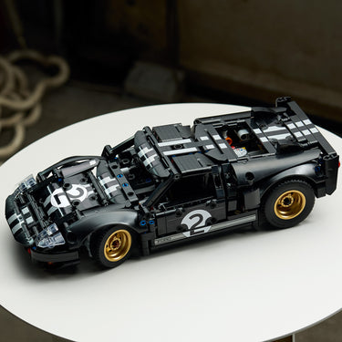 LEGO® Technic™ 1966 Ford GT40 MKII Race Car