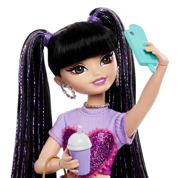 Load image into Gallery viewer, Barbie Dream Besties Renee Fashion Doll With 11 Food Themed Accessories
