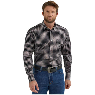 Wrangler® Men's Wrinkle Resist Shirt (Black Plaid) Size XL