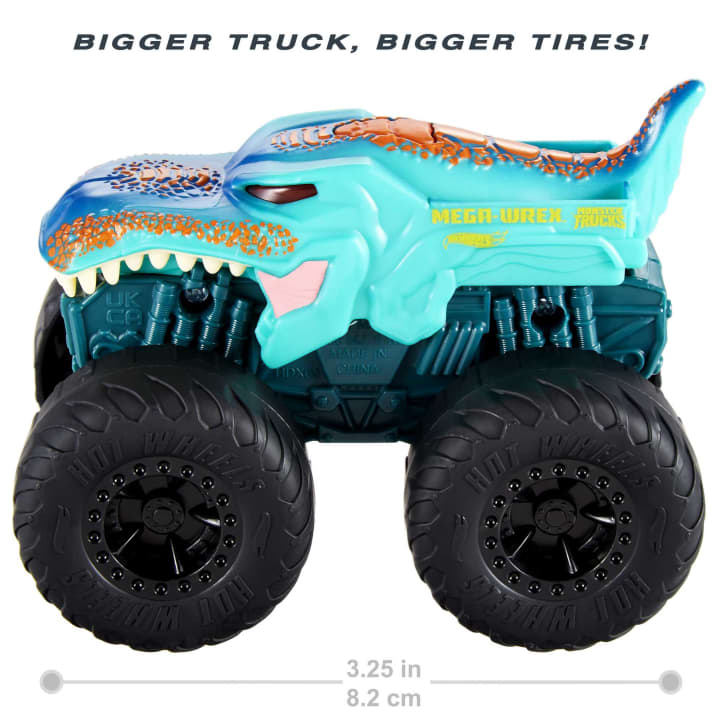 Load image into Gallery viewer, Hot Wheels Monster Trucks Roarin&#39; Wreckers Truck
