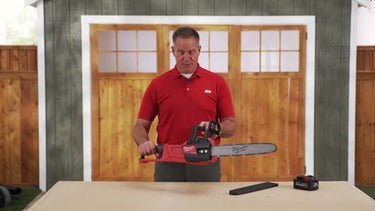 Milwaukee M18 FUEL 2727-20 16 in. 18 V Battery Chainsaw Tool Only