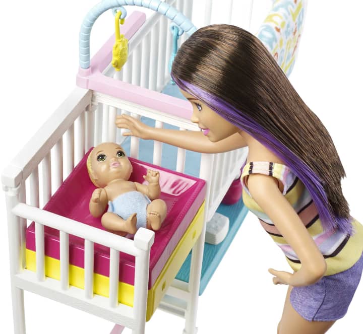 Load image into Gallery viewer, Barbie Skipper Babysitters Inc Nap ‘n&#39; Nurture Nursery
