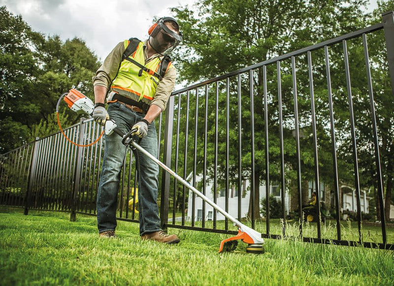 Load image into Gallery viewer, STIHL FSA 90 R 15&quot; 36V Battery-Powered String Trimmer (Bare Tool)
