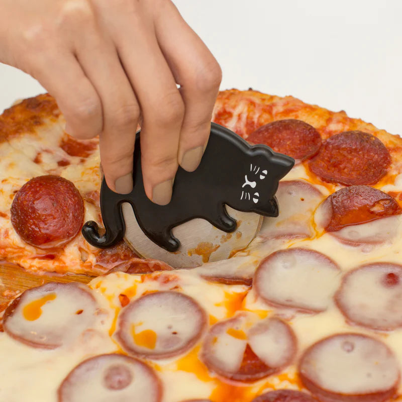 Load image into Gallery viewer, CAT LOVERS PIZZA CUTTER
