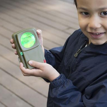 Huckleberry Morse Code Light